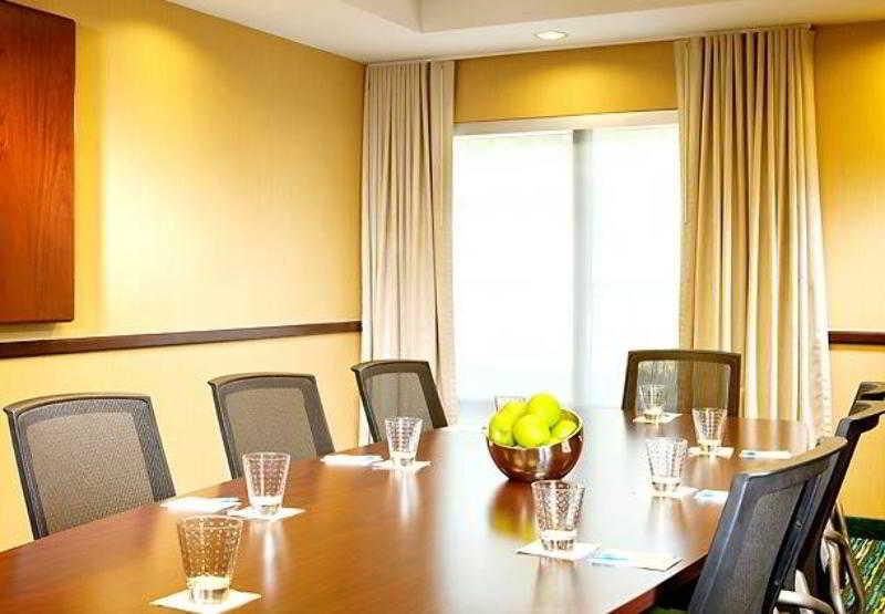 Hotel Springhill Dallas Addison/quorum Drive 3*