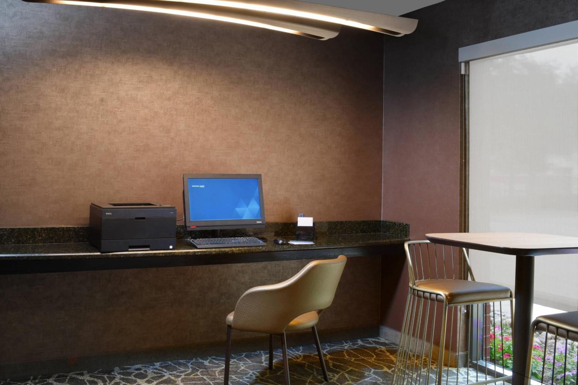 Hotel Springhill Dallas Addison/quorum Drive 3*